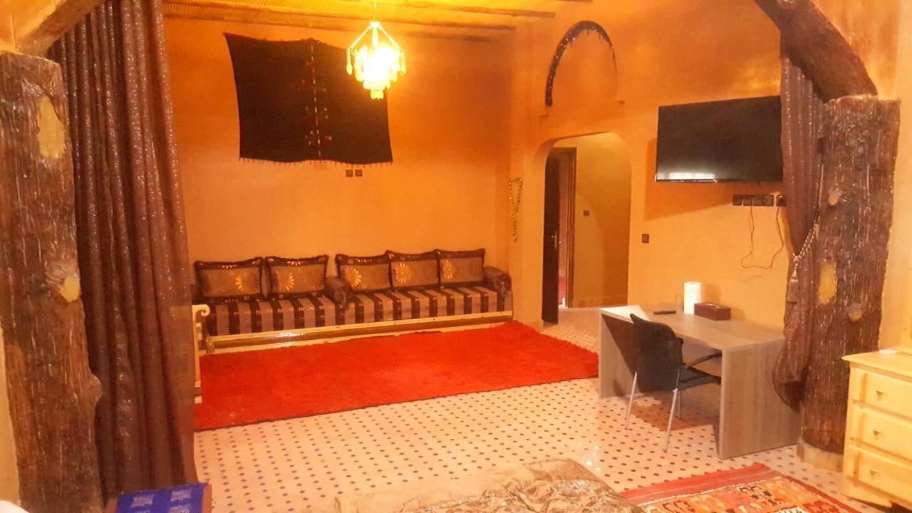 Kasbah Meteorites Hotel Imi n'Ouzrou Eksteriør billede