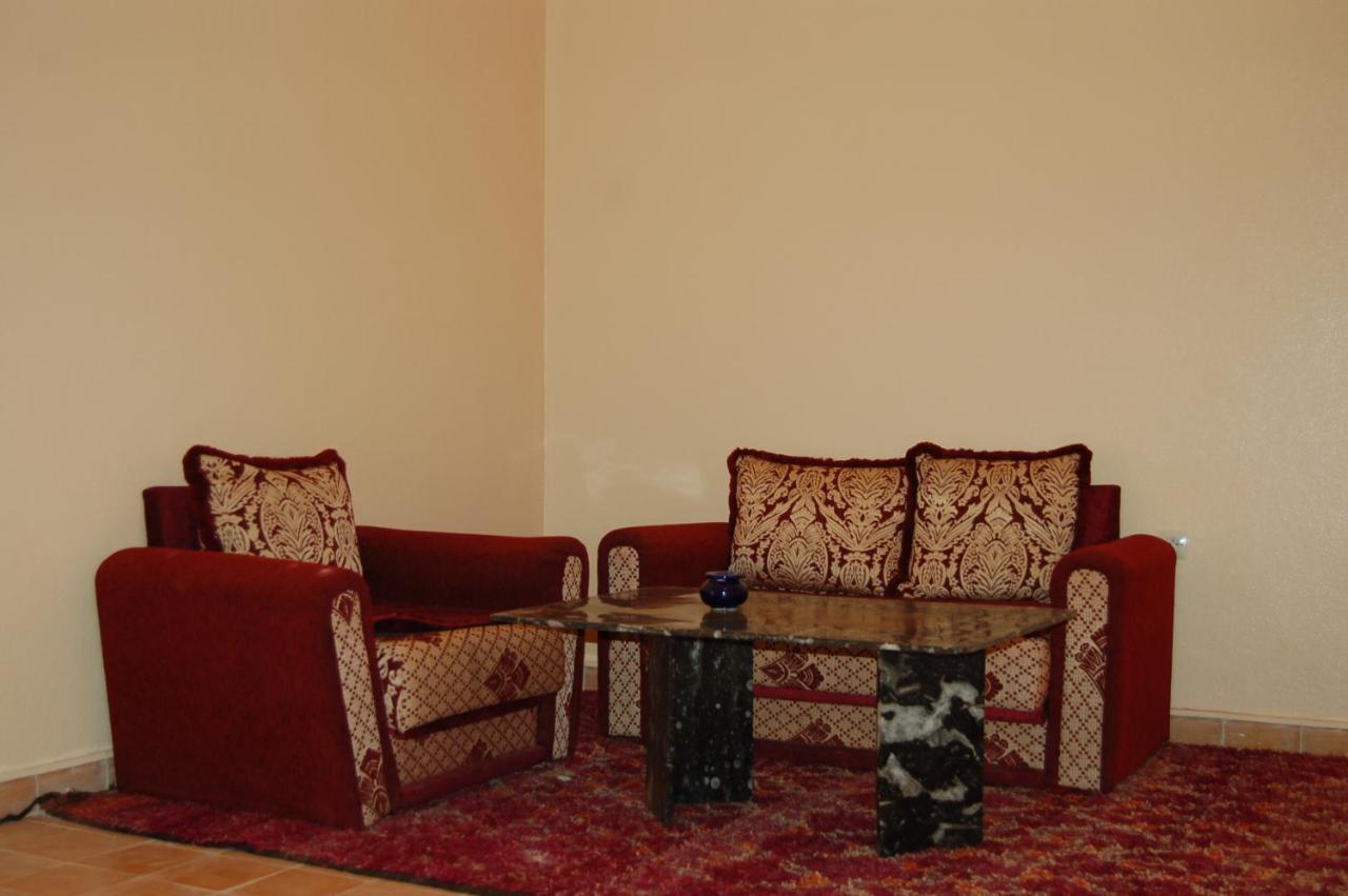Kasbah Meteorites Hotel Imi n'Ouzrou Eksteriør billede