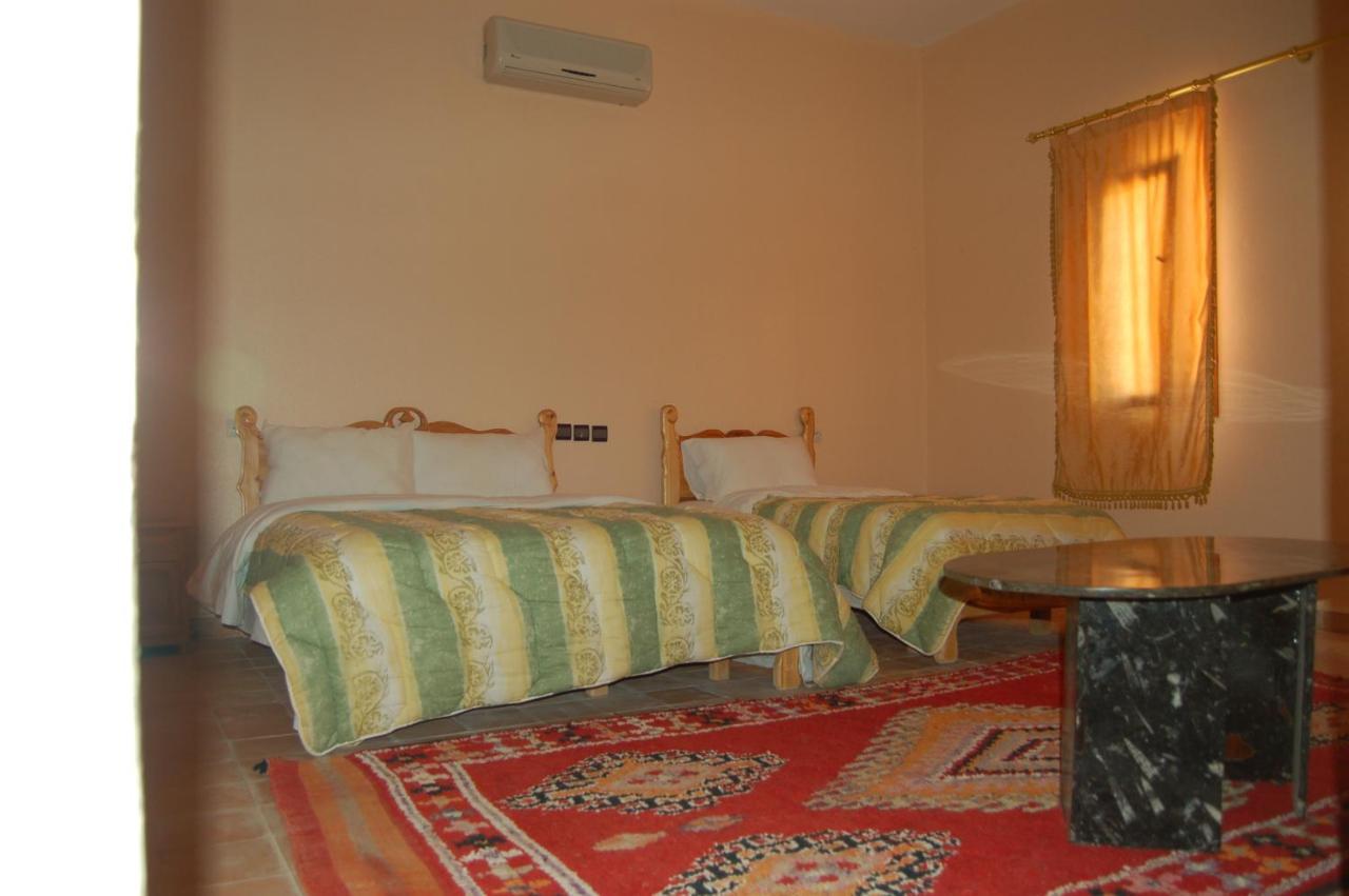Kasbah Meteorites Hotel Imi n'Ouzrou Eksteriør billede